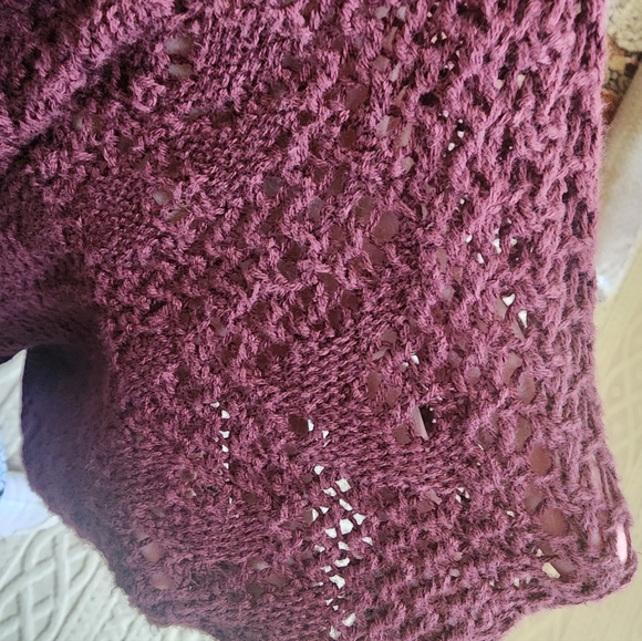 S Wild Fable Maroon Knit Crop Top with Number Design - Picture 11 of 12